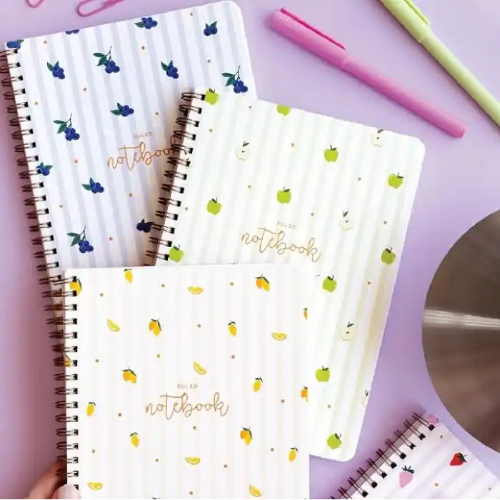 A5 Spiralli Karton Kapak 4lü Set Çizgili Okul Defteri 80 yaprak - Ders Programlı Krem Meyveler