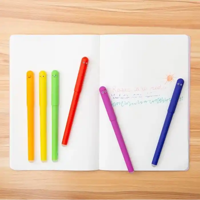 Kikkerland Fruitie Cuties Kokulu Silinebilir Jel Kalemler - Mermi Günlükleri ve Günlük Planlayıcılar için Sevimli Sabit Temel Malzemeler - 6lı Paket Meyve Kokusu