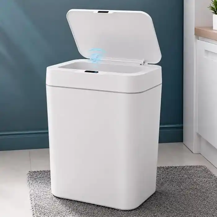 12 Litre Sensörlü Çöp Kovası, Otomatik Temassız Akıllı Çöp Kutusu, Sessiz Kapanan Kapaklı, 2 AA Pille Çalışan, Banyo, Mutfak ve Ofis İçin Beyaz