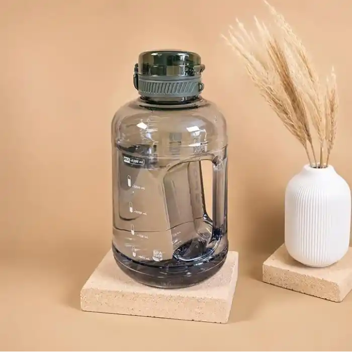2200 ml Suluk 2.2 Litre - Kilitli Kapaklı Geniş Hacimli Matara (Yeşil)