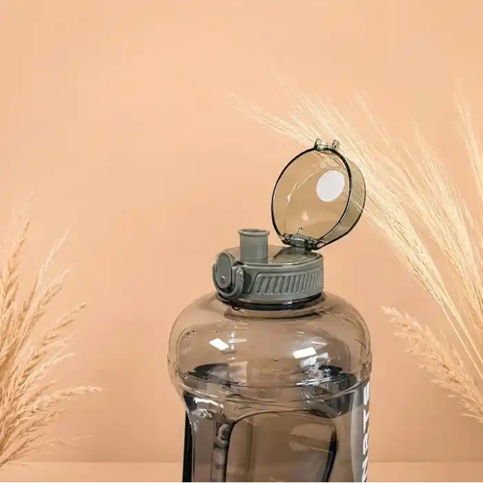 2200 ml Suluk 2.2 Litre - Kilitli Kapaklı Geniş Hacimli Matara (Yeşil)
