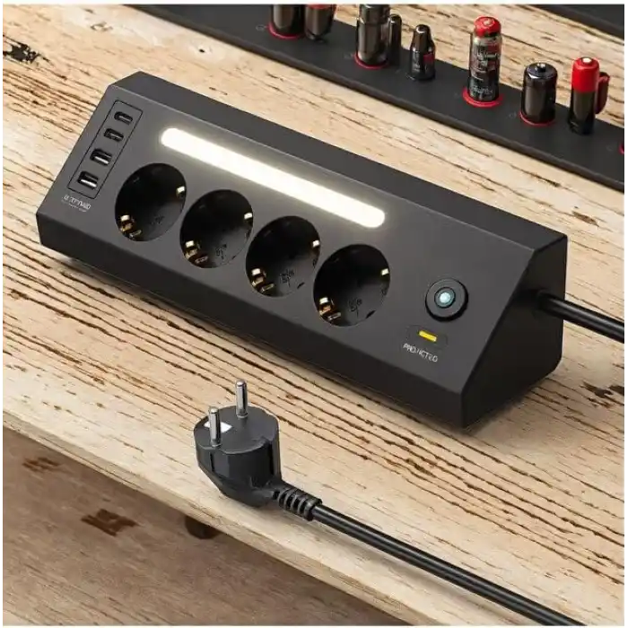 SMAYLİNG Akım Korumalı Çoklu Priz | 4 Priz Girişi + 2 USB-C + 2 USB-A Çıkışı | 2 Metre Kablo | LED Işıklı | Hızlı Şarj ve Güvenli Kullanım