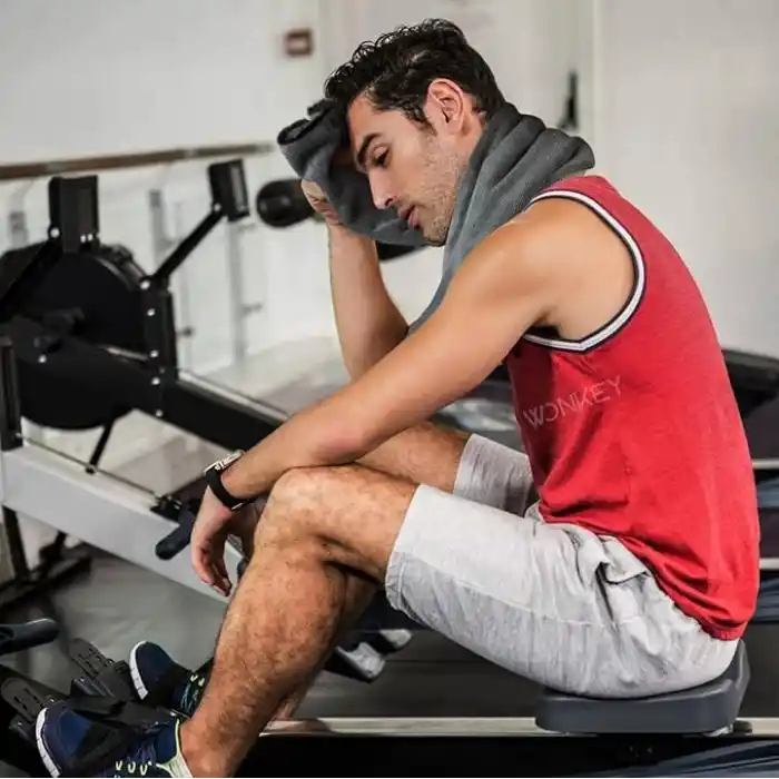 Wonkey Sporcu Fitness Antreman Havlusu 30x100 cm, Ultra Hafif ve Hızlı Kuruyan Mikrofiber Spor Havlu, Gym Boks Pilates Tenis Havlusu (2 Adet 30x100, Gri)