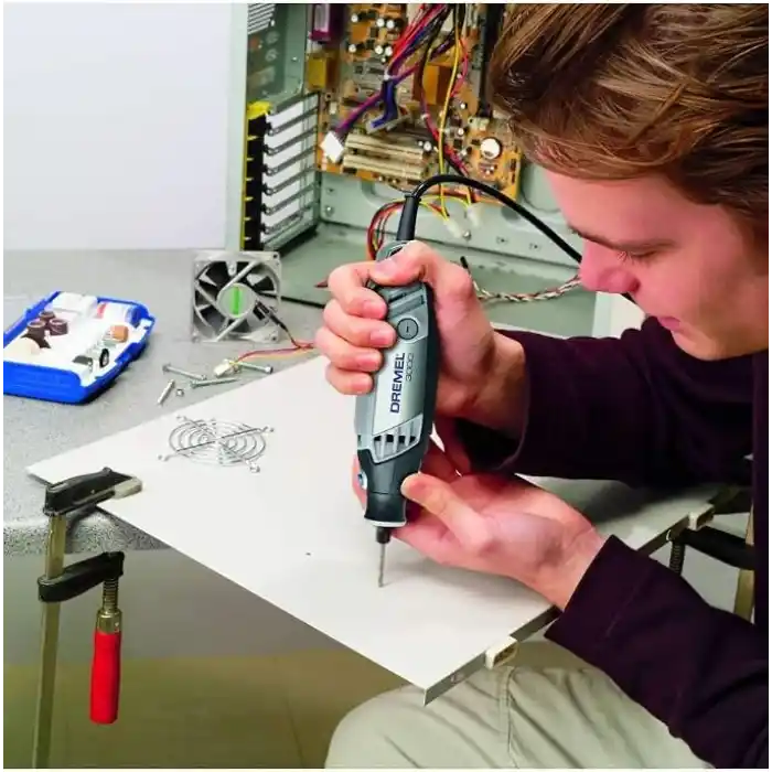 Dremel 3000 130 Watt El Motoru - 25 Aksesuarlı