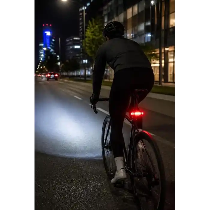 Busstier Bisiklet Işık Seti USB Şarjlı Ön Arka Bisiklet Farı 2’li LED Bisiklet Lambası Su Geçirmez 300 Lümen Stop Lambası Seti