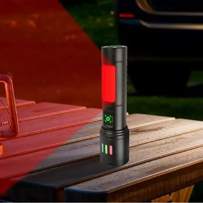 WellHise Usb Şarjlı Yüksek güç spot uzun LED El Feneri Zumlanabilir Ultra Parlak Acil Aydınlatma Feneri