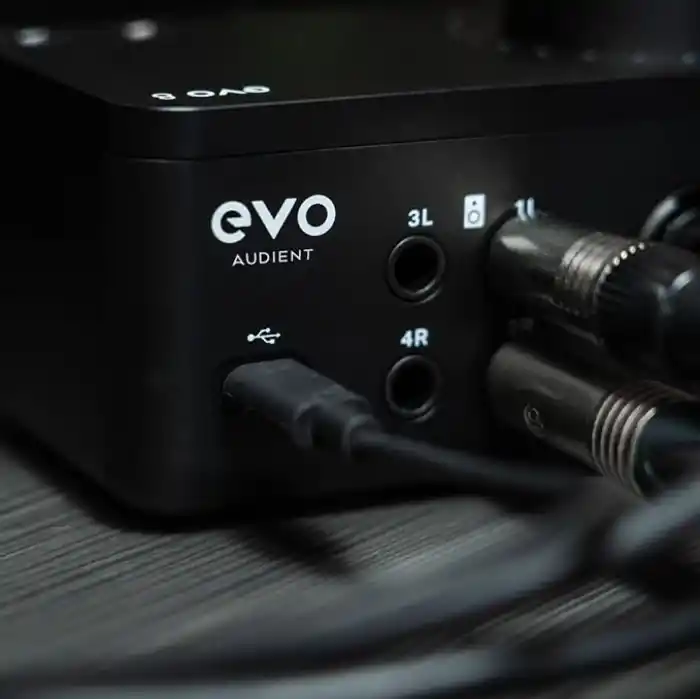 Audient EVO8, EVO 8 USB ses arabirimi ses kartı müzik üretimi için (4 in / 4 out USB ses arayüzü, 48 Volt Phantom besleme, 4 mikrofon preamp, loopback, Windows/Mac/iOS)