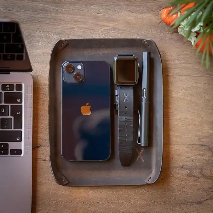 Masaüstü Organizer, Toplayıcı, Hakiki Deri Vale Tepsisi, Telefon pedi, Deri Sümen, Deri Pad, Deri Kase, Zarf ve Mektup Tepsisi, vallet tray, catch it all tray, leather (Kestane - Koyu Kahverengi)