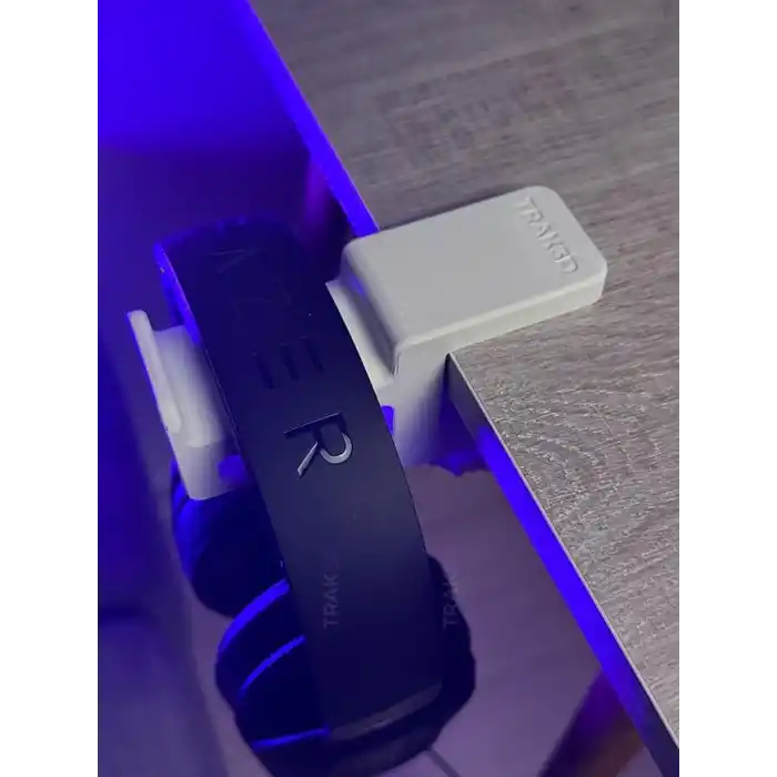 Premium Beyaz Masa Kenarı Kulaklık Standı – Polardock Edition | Kaydırmaz Keçeli, Ergonomik ve Güçlendirilmiş
