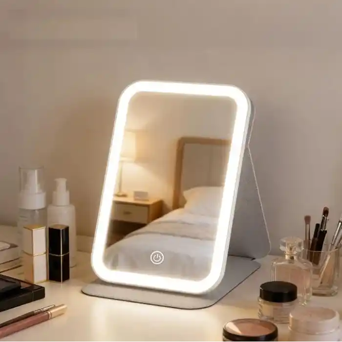 DUFFA LED Işıklı Katlanabilir Makyaj Aynası - 3 Renk Işık Modlu, Dokunmatik ve Ayarlanabilir Parlaklık (Kısılabilir) - Kılıflı Taşınabilir Seyahat Boy - Masaüstü Kozmetik Aynası