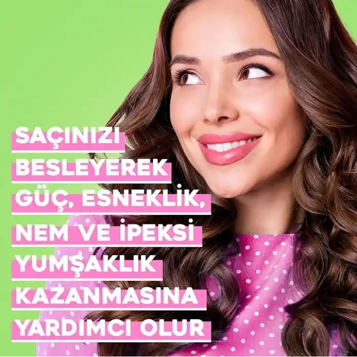OGX Coconut Milk Besleyici Sülfatsız Saç Bakım Kremi 385 Ml