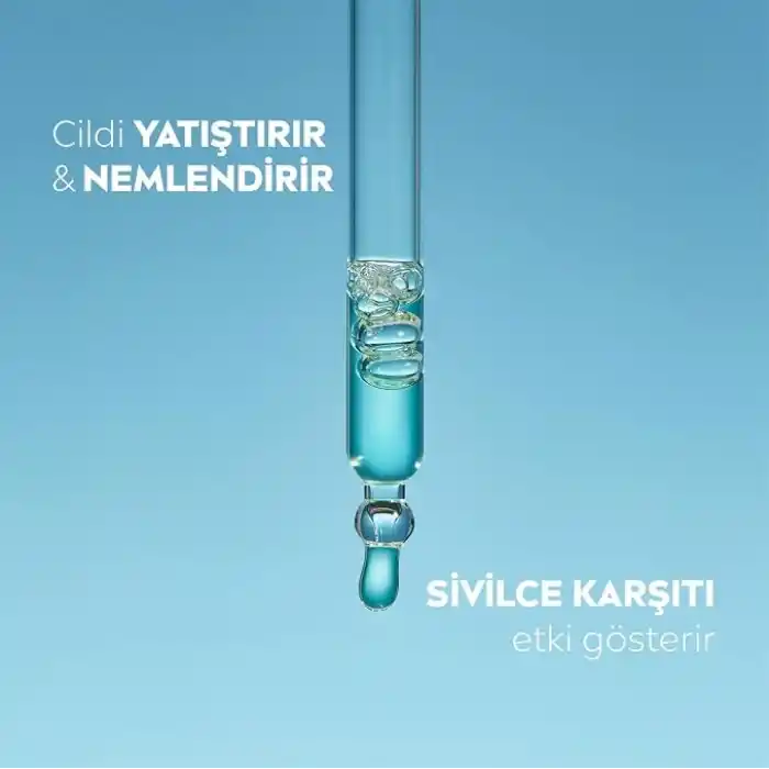 NIVEA Derma Skin Clear Dengeleyici ve Sivilce Karşıtı Serum 30ml, Cildi Yatıştırır, Komedojenik Değildir,Niasinamid, Hyaluronik Asit, Pro Vitamin B5,Yağlı,Karma Cilt