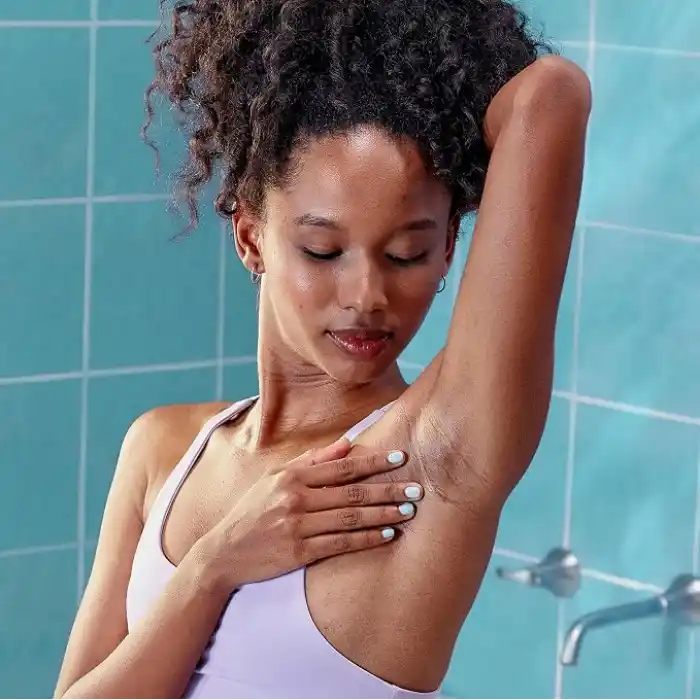 Gillette Simply Venus 3 Miami Tıraş Makinesi Gövdesi + 4 Bıçak