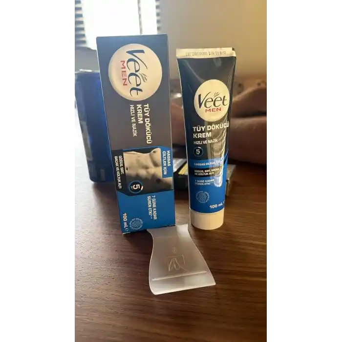 Veet Men Erkekler İçin Tüy Dökücü Krem, Hassas Ciltler, 100 ml