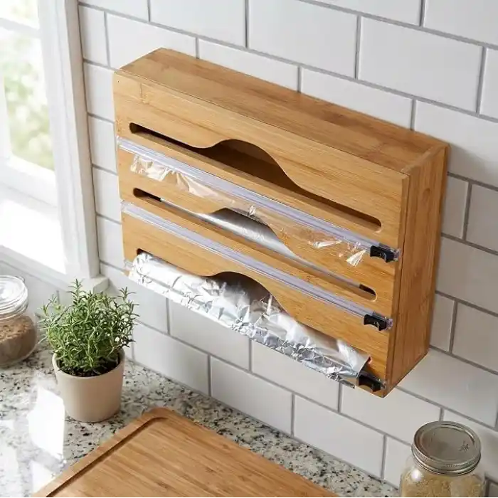 Deconox 3 Bölmeli Doğal Bambu Folyoluk ve Streç Film Kesici Organizer - Sürgülü Bıçaklı Çekmece İçi Düzenleyici Pişirme Kağıdı ve Alüminyum Folyo Standı Mutfak Organizeri (35,5 x 22 x 7 cm)