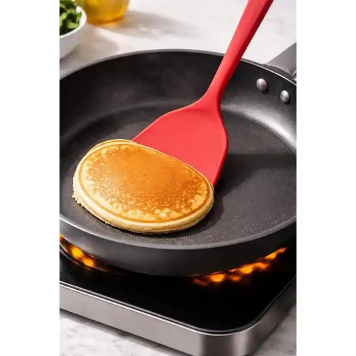 Busstier Silikon Yumurta ve Krep Çevirme Aparatı Isıya Dayanıklı Yanmaz Yapışmaz İnce Esnek Tava Aparatı BPA Free Çizmez Teflon Uyumlu Ergonomik Saplı Asorti Renk