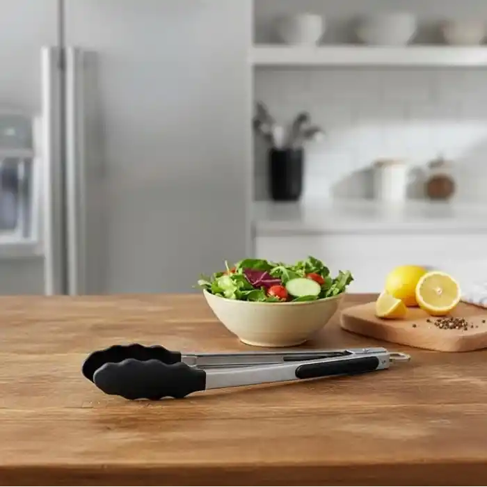 Deconox 30 cm Silikon Uçlu Metal Saplı Kızartma ve Servis Maşası - Isıya Dayanıklı Çizmez Kilitli Siyah Maşa