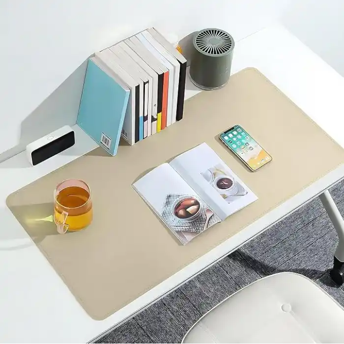 Klasse Çift Renk Dikişli PU Deri Masa Matı 80x40 Cm Mousepad, Su Geçirmez Masa Sümeni, Çift Taraflı Kullanım, Dizüstü Bilgisayar/Ofis/Ev için, Kaymaz Taban (Bej Ve Kahverengi)