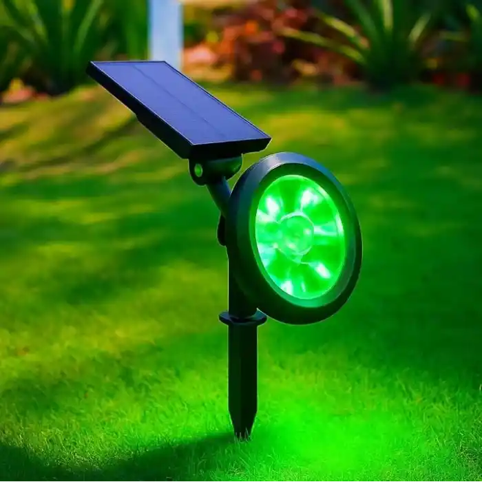 18W Solar Bahçe Aydınlatma Lambası - 9 LED Yeşil Işık, 200 Lümen, IP65 Su Geçirmez, Güneş Enerjili Kazıklı veya Duvar Montajlı Çim Armatürü