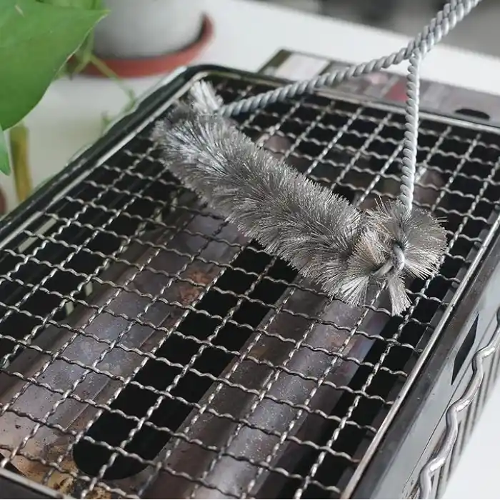 Mangal Temizleyici, 2 Paket Metal Mangal Izgara Temizleme Fırçası ve Kazıyıcı. Mangal Mutfak Temizliği için 30,5 cm ve 20,3 cm Çelik Kıllı Mangal Fırçası, Daha Kolay ve Etkili Temizlik için