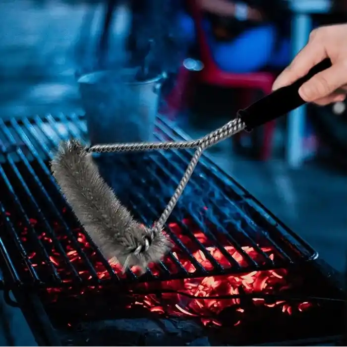Mangal Temizleyici, 2 Paket Metal Mangal Izgara Temizleme Fırçası ve Kazıyıcı. Mangal Mutfak Temizliği için 30,5 cm ve 20,3 cm Çelik Kıllı Mangal Fırçası, Daha Kolay ve Etkili Temizlik için