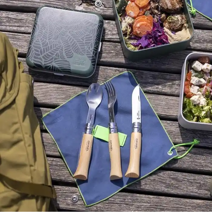 Opinel PLUS PICNIC WITH N08 BEECH /1