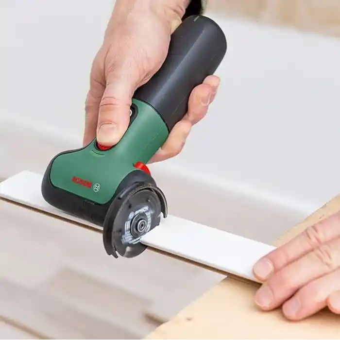 Bosch Home and Garden Akülü EasyCut & Grind Kompakt Kesme ve Taşlama Makinesi (2.0 Ah Akü, 7.2 Volt, Karton Kutuda)
