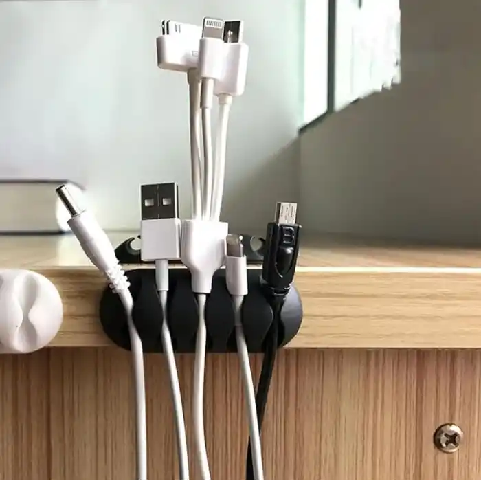 AEE® 9 Adet Yapışkanlı Kablo Düzenleyici 5 Yuvalı Kablo Tutucu Organizer Siyah, Kablo Sabitleyici, Masaüstü Bilgisayar Telefon Şarj Kablo Toplayıcı Çalışma Masası Ofis Toparlayıcı Klips