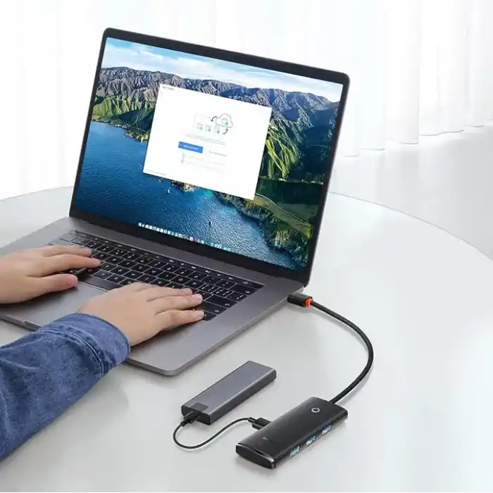 Baseus Lite 4in1 Multifonksiyonel Type-C Hub Dock Station Siyah