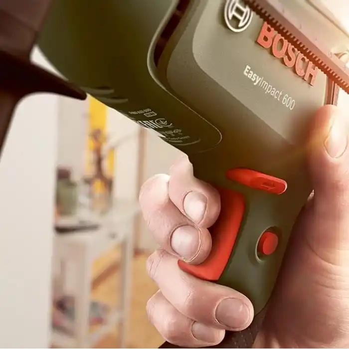 Bosch Darbeli Matkap EasyImpact 600, 600 W, Takım Çantası Dahil, Elektronik Hız Kontrolü, Ergonomik, 1.7 Kg, Yeşil
