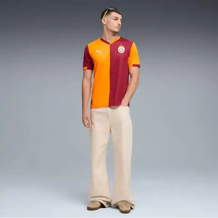 Galatasaray 2025/26 İç Saha Erkek Kırmızı Futbol Forması 77980901