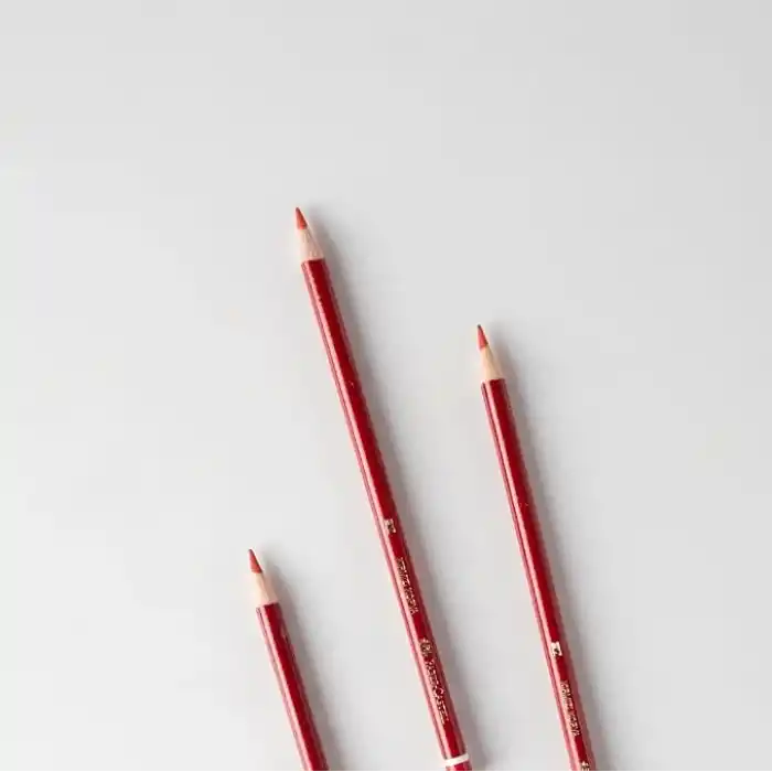 Faber-Castell 12li Kırmızı Kopya Kalemi, Yüksek Kaliteli Mine, Kırılmaya Dayanıklı Uç, Sürdürülebilir Gövde