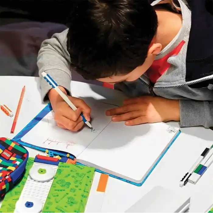 iQ IQ LEGO Stationery 10 Pack Gel Pens (53100), Ages 6+, includes 10 gel pen, Siyah, Mavi, Yeşil, Misket limonu, Turuncu, Mor, Siyah,Mavi,Yeşil,Kireç,Turuncu,Menekşe