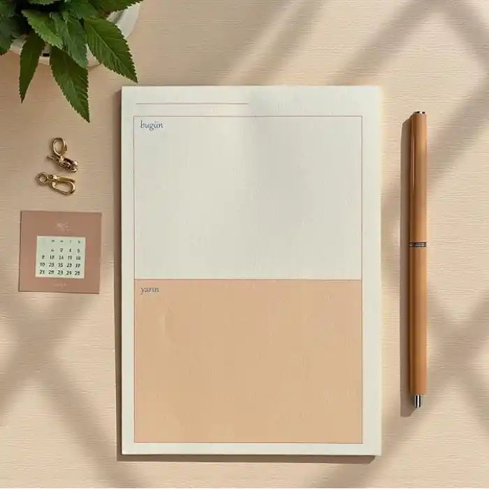 Fark Tanıtım 3’lü Masaüstü Planlayıcı Seti – Bugün & Yarın & Haftalık Plan | Noktalı Sayfa | Koparılabilir Blok | 3 x 80 Yaprak | 90 gr Ivory Kağıt