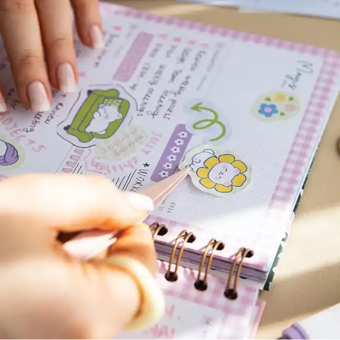 A5 18 Yaprak Bearly Cute Sticker Defteri - 610 Adet Sticker