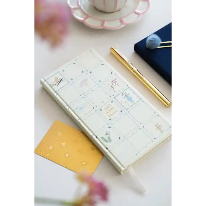 Matt Notebook 2027 Yılı Keten Haftalık Planlayıcı Kareli Cep Ajandası 9x18 cm