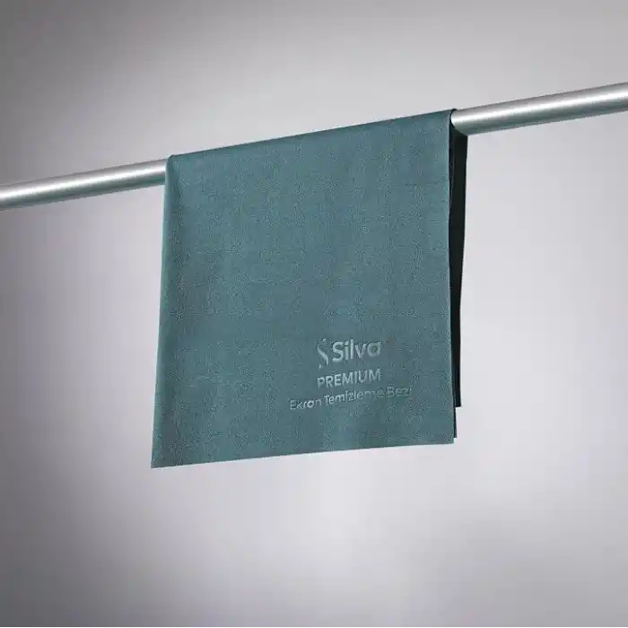 Silva Premium Ekran Temizleme Bezi Süet Doku 30x30 cm, Mikrofiber Ekran Temizleyici, TV Monitör Laptop Tablet Telefon Gözlük İçin, Spreysiz Kuru Temizlik, İz ve Hav Bırakmaz, Petrol Yeşili