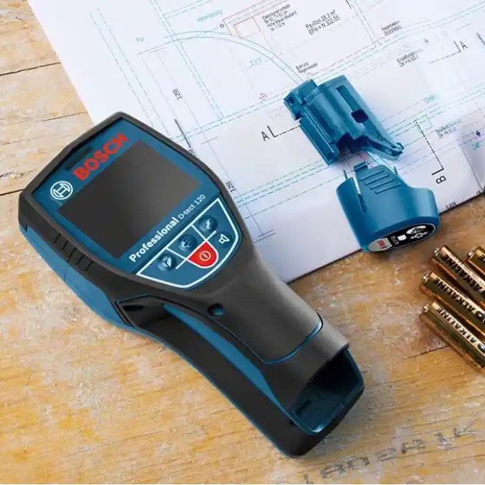 Bosch Professional D-tect 120 Duvar Tarama Cihazı (Tarama alanı: 120 mm, Akım geçen ve geçmeyen kabloların, metal, plastik boruların bulunması, USB-C kablosu, 4 x AA pil, Akü Adaptörü, Taşıma Çantası)