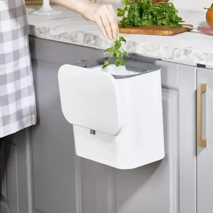 Orret Home Dolap Kapağına Asılabilir 15 Litre Çöp Kovası, Duvara Yapıştırılabilir Çift Tarafa Açılabilir Mutfak Çöp Kutusu, Banyo Çöp Kovası, Kapaklı Asma Çöp Kovası Organizer (Beyaz)
