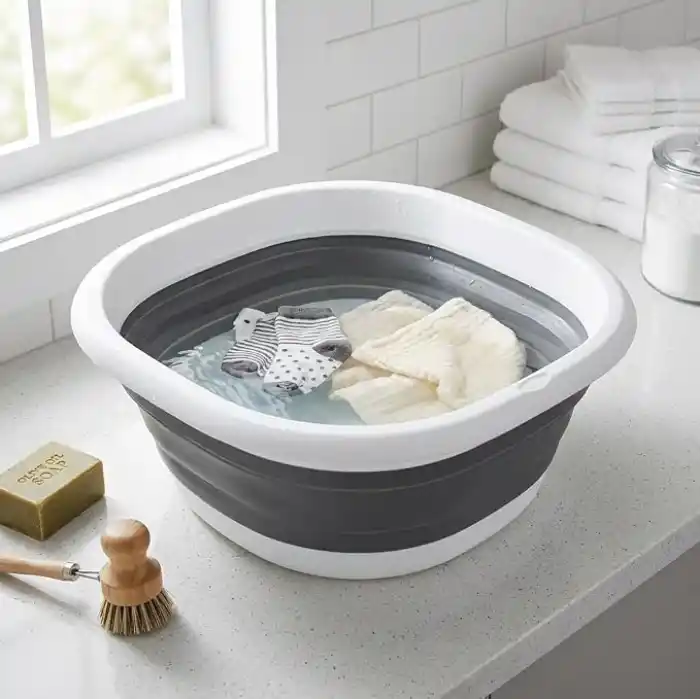 Deconox Katlanır Badya 10 Litre, Katlanabilir Çok Amaçlı Leğen, Dayanıklı Esnek Malzeme, Ev Kamp Bahçe Temizlik Çamaşır ve Saklama İçin Pratik Gri Beyaz Badya