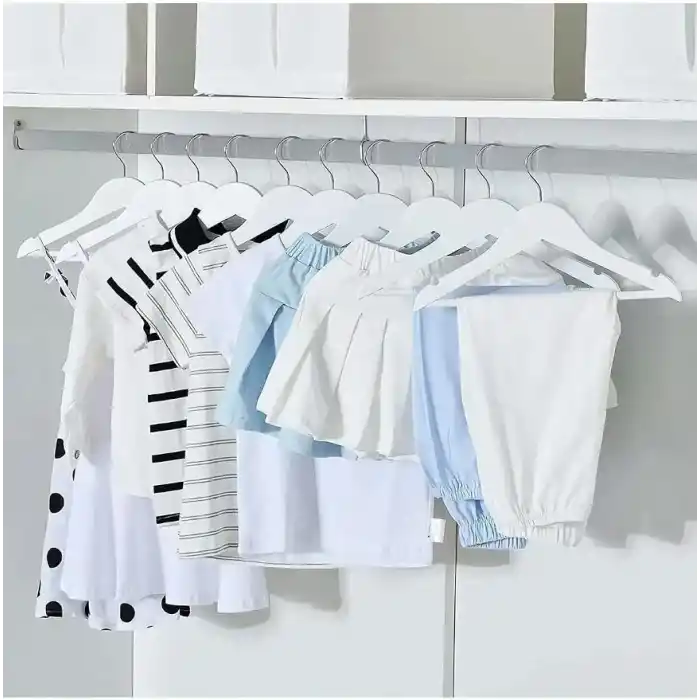 24lü Çocuk Elbise Askısı, Ahşap Görünümlü, Beyaz