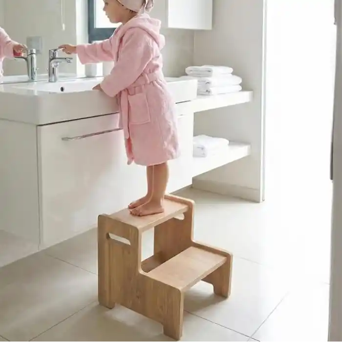 Ahşap Çift Basamaklı Yükseltici Tabure, Çok Amaçlı Ev ve Banyo Basamağı, Dayanıklı Ahşap Tasarım
