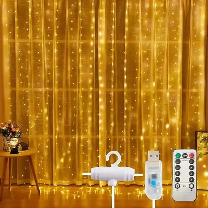 3x3 Metre Perde Led Işık, 300 Ledli 10 Sarkıtlı Dekoratif Peri Led, Uzaktan Kumandalı ve 8 Fonksiyonlu, USB Girişli Günışığı (Sarı) Duvar ve Perde Aydınlatması