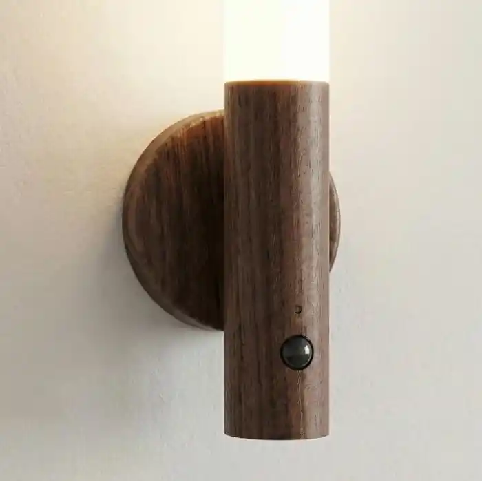 Kumru Şarjlı Sensörlü LED Aplik, Cata, Kablosuz Hareket Sensörlü Duvar Lambası, 3200K Günışığı, USB Şarjlı, Mıknatıslı Yapışkanlı Gece Lambası (Ahşap Görünümlü)