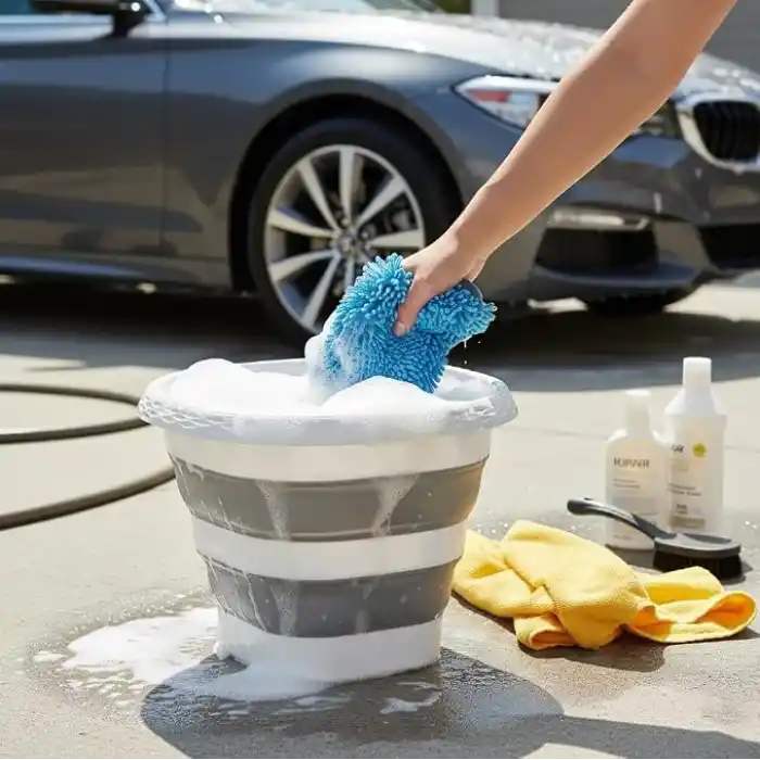 Orret Home 12.8 Litre Katlanabilir Kova – Akordiyon Tasarımlı Katlanır Temizlik ve Araç Yıkama Kovası, Gri Renk, Bebek Yıkama ve Ev İçi Kullanıma Uygun Portatif Kova (Kare 10 Litre)