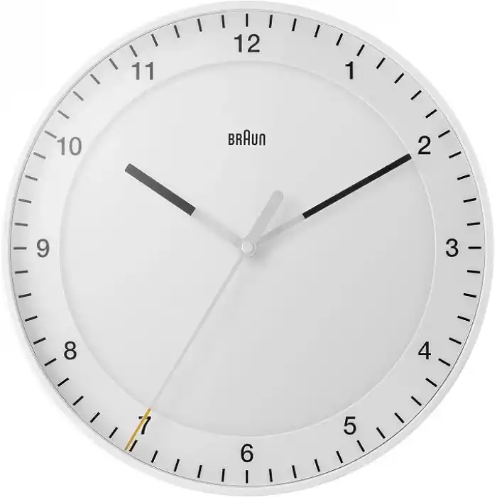 Braun Klasik büyük analog duvar saati sessiz saat mekanizması, kolay okunan kadran, 30 cm çap, beyaz model BC17W.