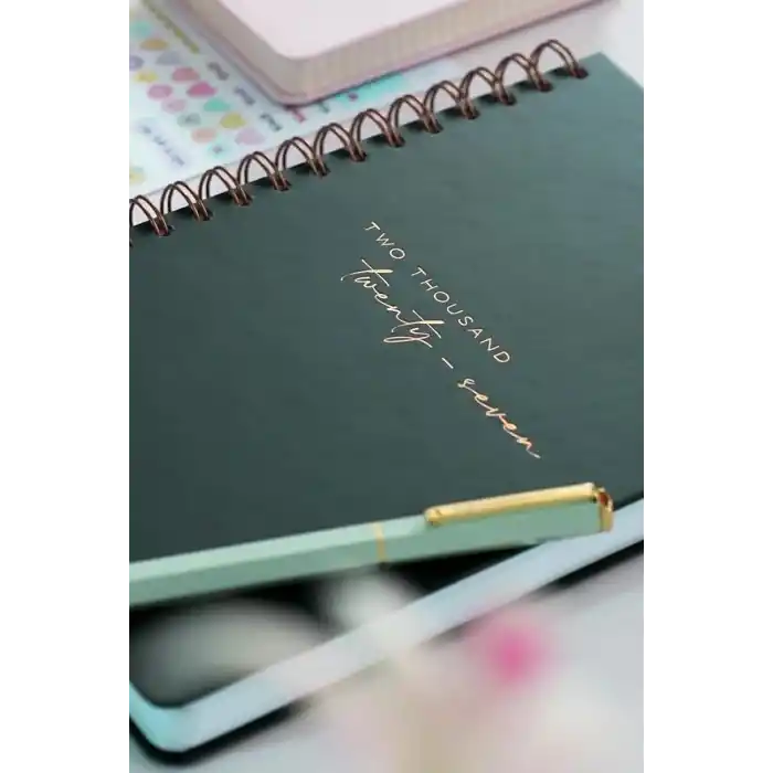 Matt Notebook 2027 Yılı Günlük Spiralli Ajanda 16x24 cm - 12 Aylık Two Thousand Twenty Seven