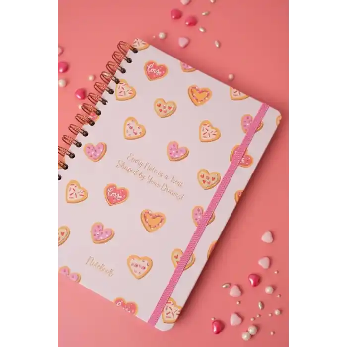 Matt Notebook B5 17x24 cm Spiralli Lastikli Kareli Tarihsiz Not Defteri Kalp Kurabiyeler