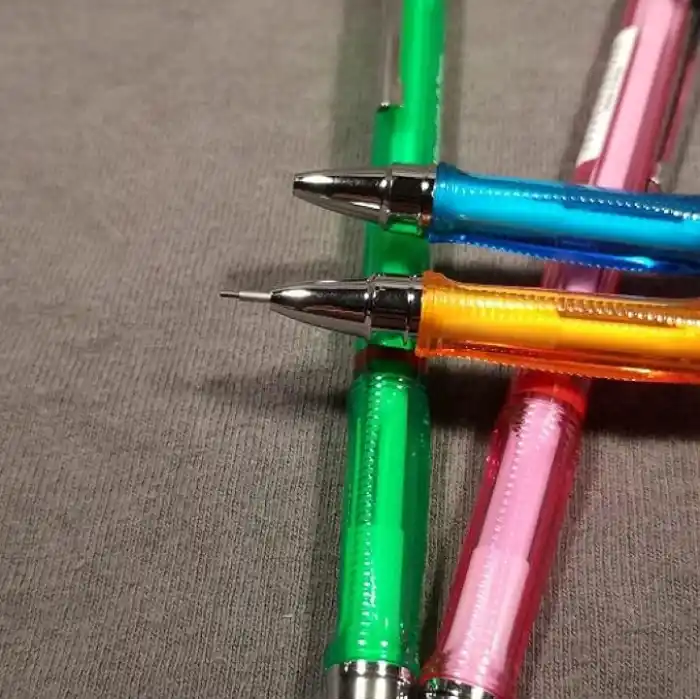 rOtring Visuclick Mekanik Kurşun Kalem Uç Silgi Seti 2B, 0.7 mm, Pembe