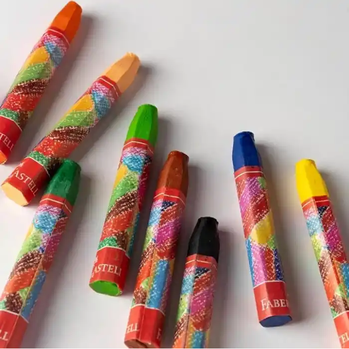 Faber-Castell Çantalı Pastel Boya, 18 Renk, Yumuşak ve Canlı Renkler, Etkili Uygulama, Taşınabilir Plastik Çanta, Eğitici ve Sanatsal Kullanım İçin